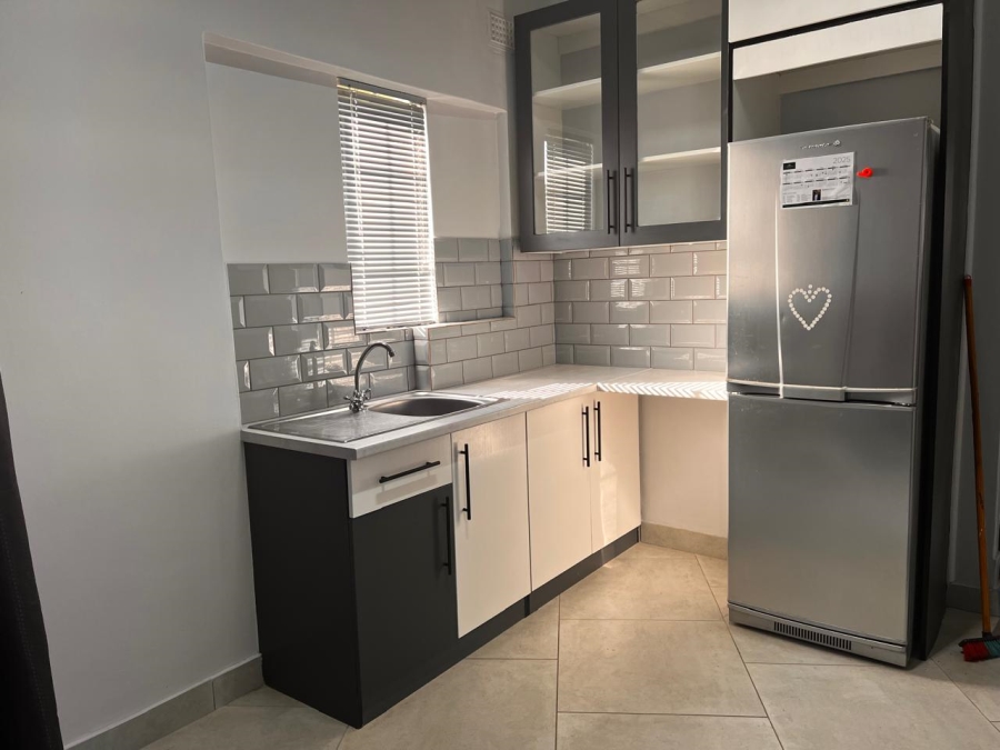 4 Bedroom Property for Sale in Cambridge West Eastern Cape